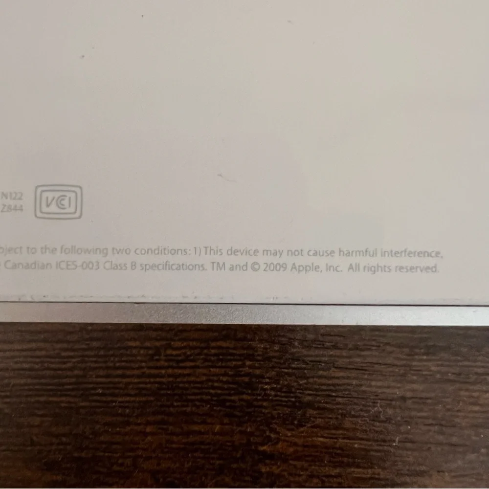 APPLE Wireless Keyboard Model A1314